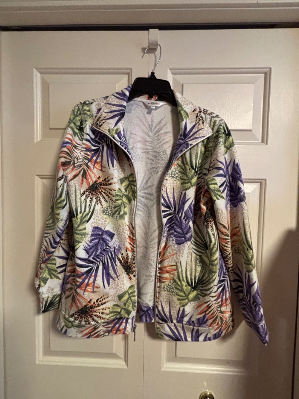 Northern Reflections Print Jacket - Picture 2 of 8